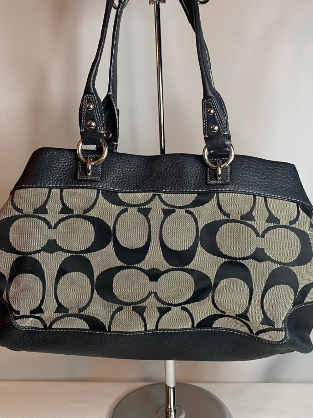 Vintage Coach Logo Black & Gray Satchel - Picture 2 of 8